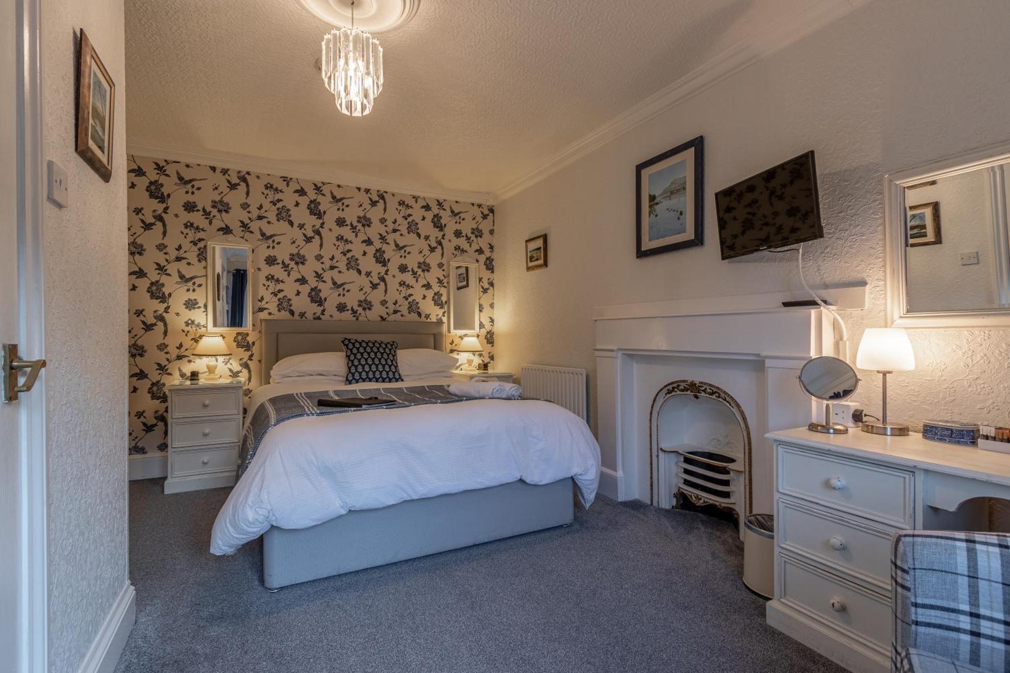 Bed and Breakfast Glyntwrog House Бетс-и-Койд Экстерьер фото