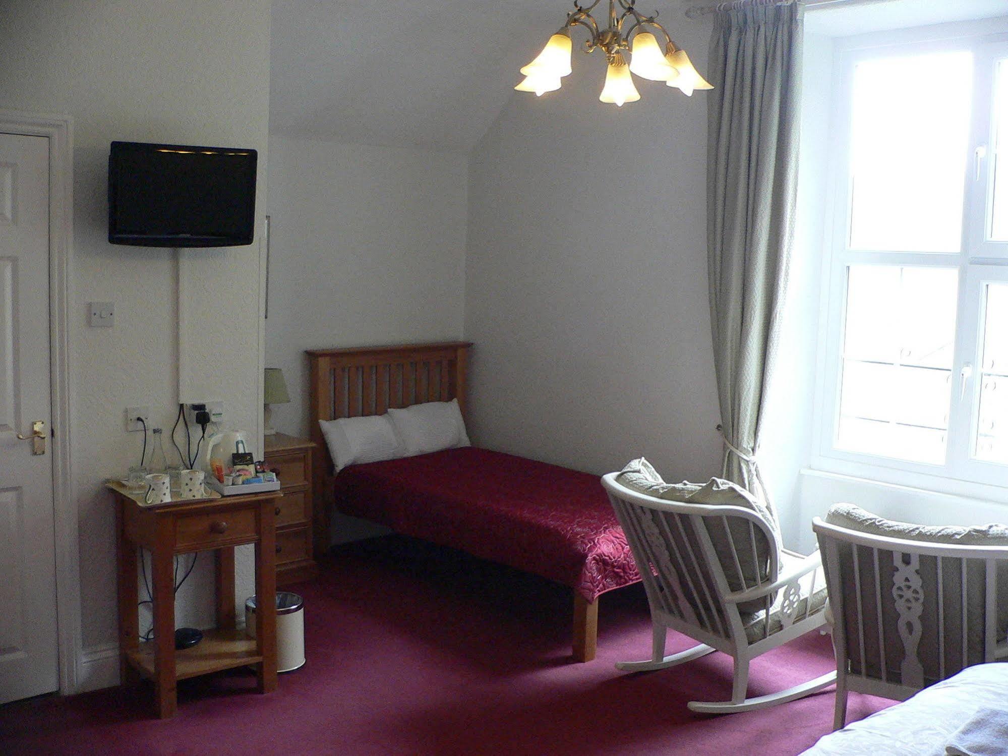 Bed and Breakfast Glyntwrog House Бетс-и-Койд Экстерьер фото